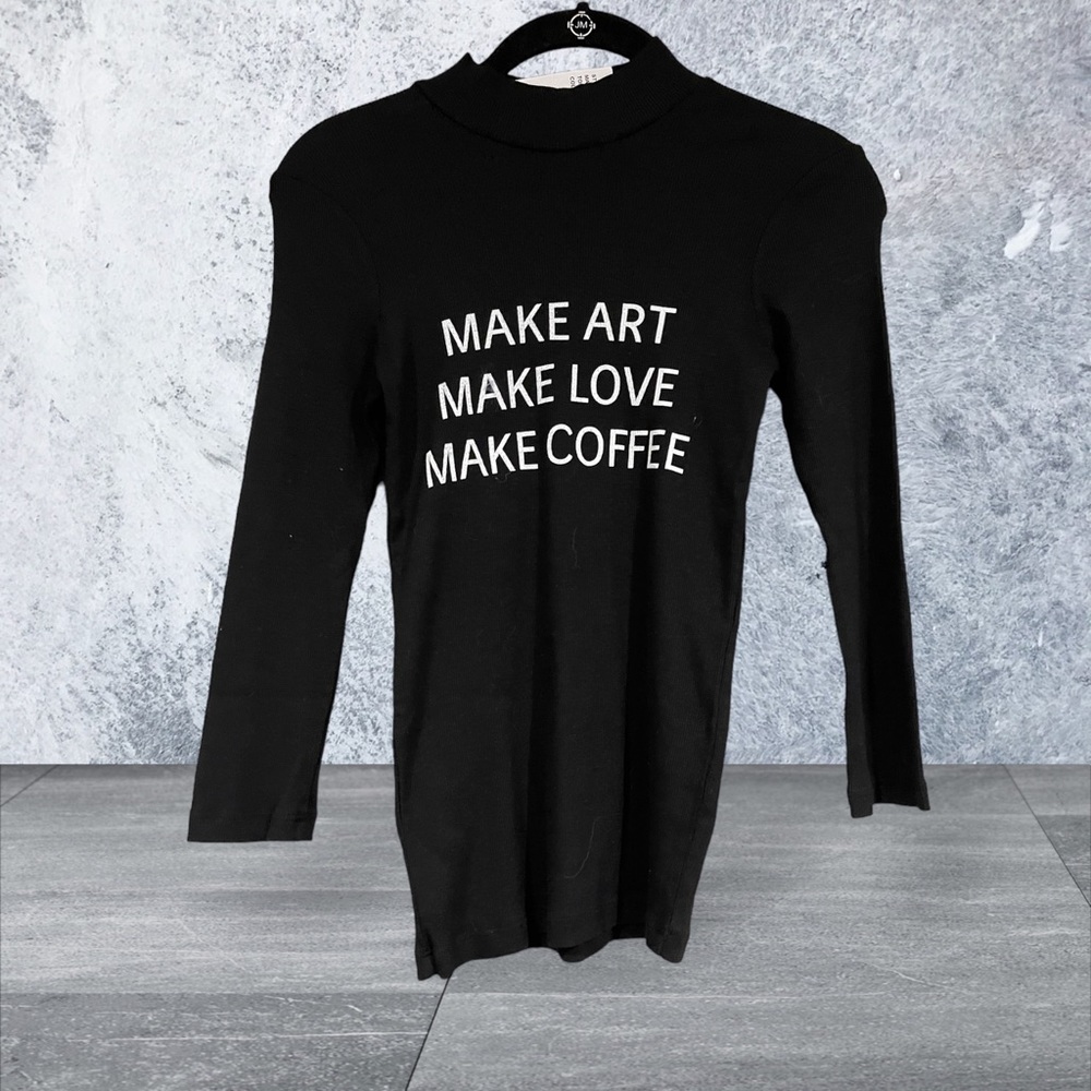 Daydream Nation Mock neck pullover. NWT